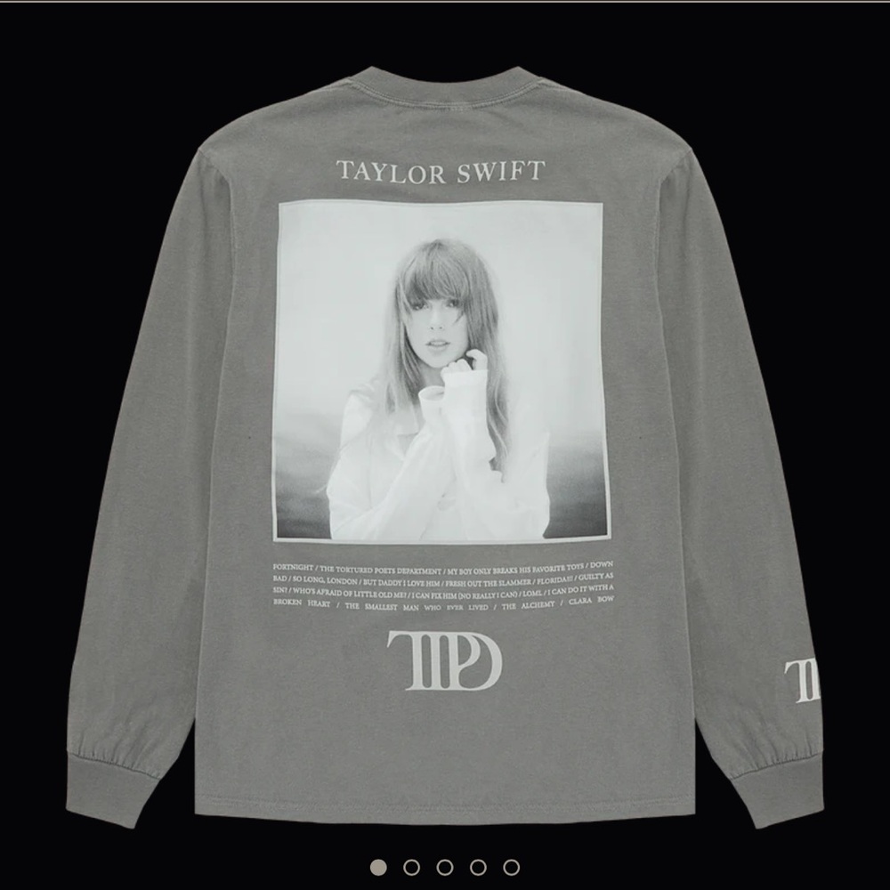 TTPD: Taylor Swift The Tortured Poets Department Gray Photo Long Sleeve T-Shirt